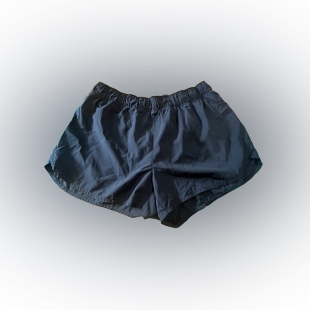 Old Navy Women's Black Athletic Shorts - Size Medium
